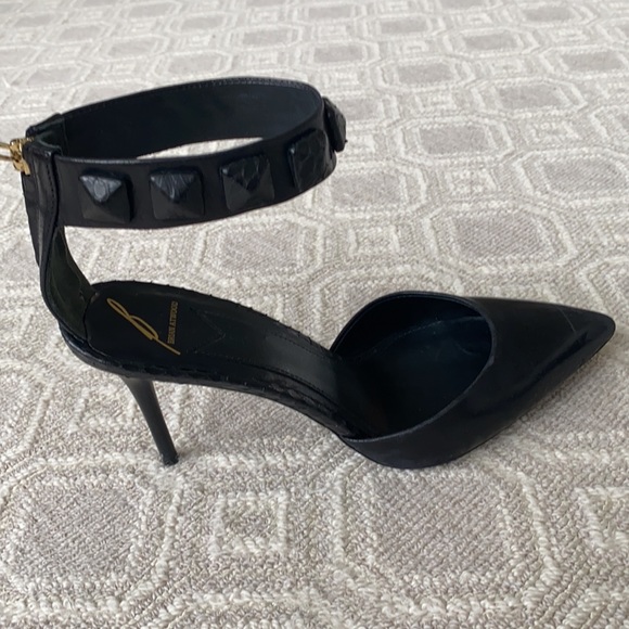 Brian Atwood pumps size 7 - Picture 2 of 7